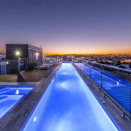 Oaks Brisbane Woolloongabba Suites