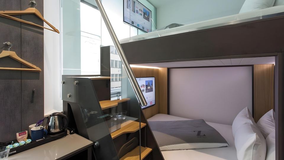 The Z Hotel City