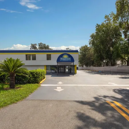 Days Inn by Wyndham Gainesville Hospital/University Area