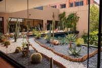 Longue VIE Hotels - balcony