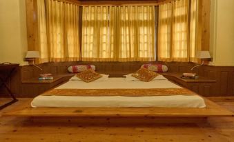 Suitetrails - Poonch House