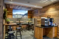 Almlust - Hotel, Apartments, Chalets - bar