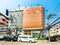 Laemtong Serviced Apartment Hotell i Surasak