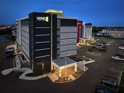Home2 Suites by Hilton Toronto Brampton