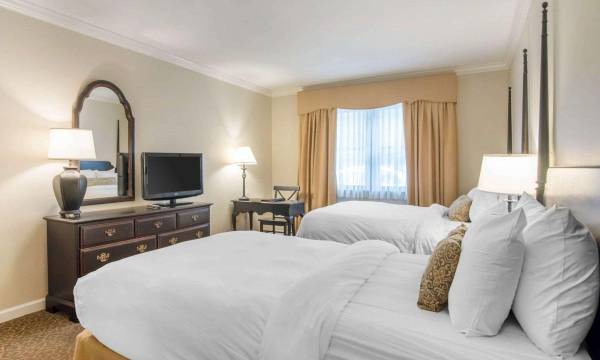 The Century House, Ascend Hotel Collection