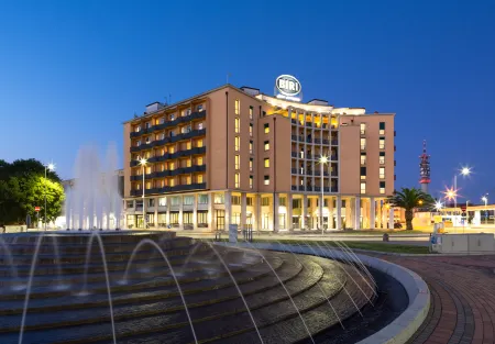 Best Western Hotel Biri Отели рядом с достопримечательностью «Ботанический сад Падуи»