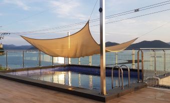 Geojedo Flow Pool Villa