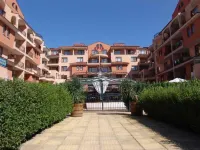 Efir公寓酒店