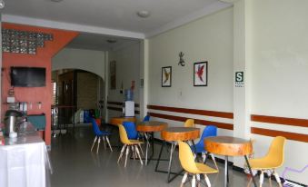 Amazon Dream Hostel with AC and Starlink - Housity