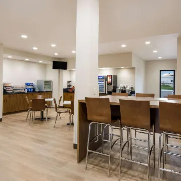 Spark by Hilton Abingdon I-81 Near Fairgrounds