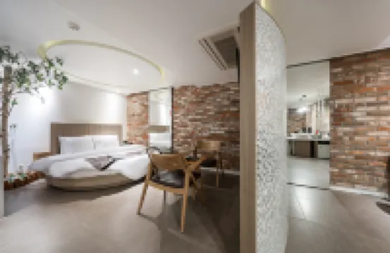 Jongno IMT Hotels near Fireman