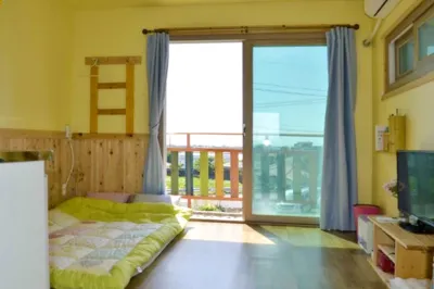 Jeju Rainbow Pension & Guest House Hotels near Udo