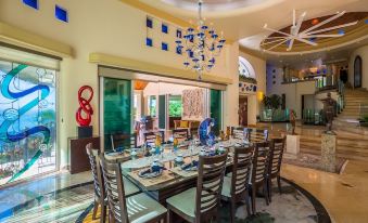 Penthouse for Rent with Ocean, Beach and Tropical Forest Views - Housity