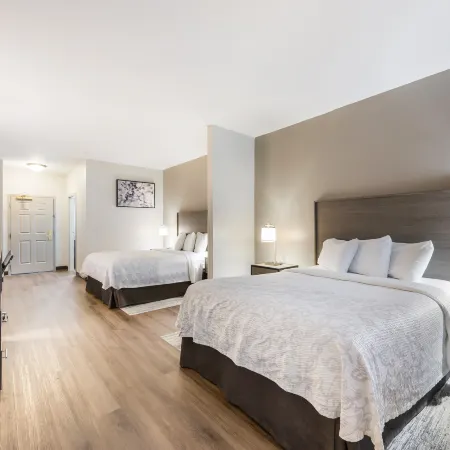 Red Roof Plus+ & Suites Birmingham - Bessemer
