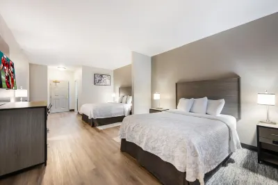 Red Roof Plus+ & Suites Birmingham - Bessemer