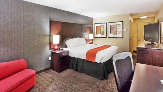 Holiday Inn Express & Suites Atlanta-Cumming