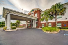 Holiday Inn Express & Suites FOLEY - N GULF SHORES by IHG