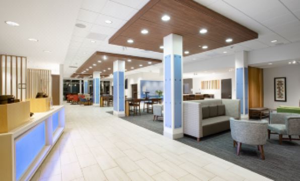 Holiday Inn Express & Suites ELY by IHG