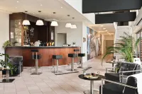 Holiday Inn TOULON - CITY CENTRE by IHG - ที่มีบาร์