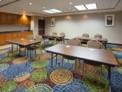 Holiday Inn Express & Suites Aberdeen by IHG Hotels in Aberdeen