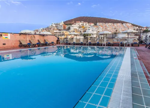 Hotel Reveron Plaza Hotels in Los Cristianos