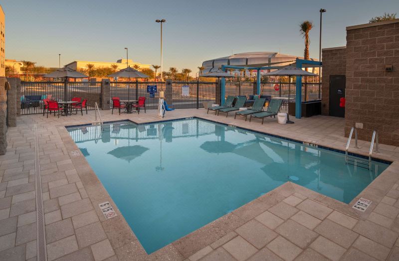 Tru by Hilton Phoenix Glendale Westgate photo 3