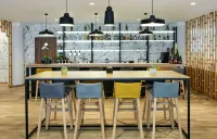 Hilton Garden Inn Brussels City Centre - bar