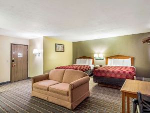 Econo Lodge Lansing - Leavenworth