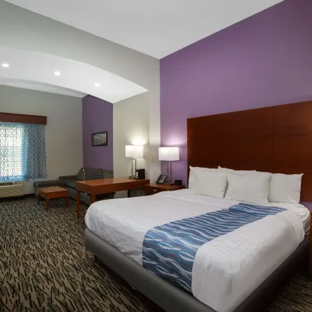 La Quinta Inn & Suites by Wyndham Tupelo