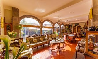 Fuente de Agua Hotel - Housity