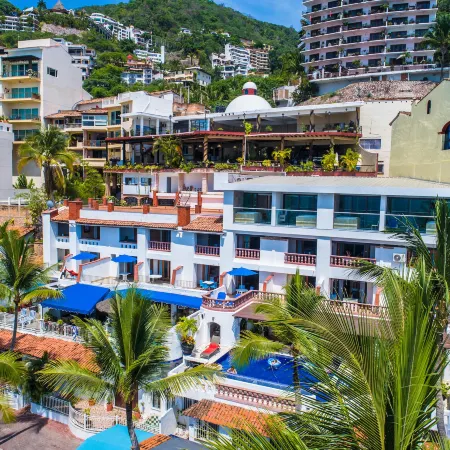 Marboka Hotel & Suites