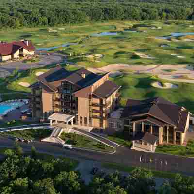 Superior Golf & Spa Resort Hotel Exterior