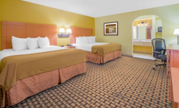 Days Inn by Wyndham Lubbock South