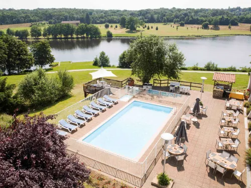 Hôtel Novotel Limoges Le Lac Hôtels à : Limoges