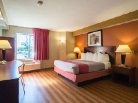 โมเทล 6 อินเดียแนโพลิส อินดีแอนา - สนามบิน โรงแรมในอินเดียแนโพลิส