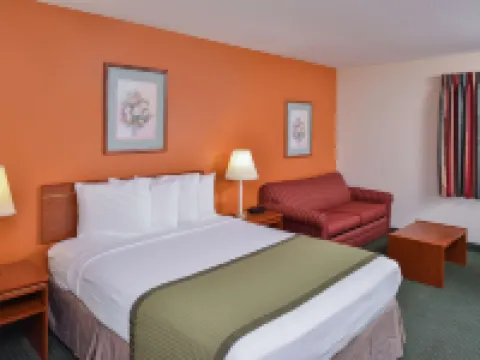 Travelodge Suites by Wyndham Newberg Hotels in Newberg
