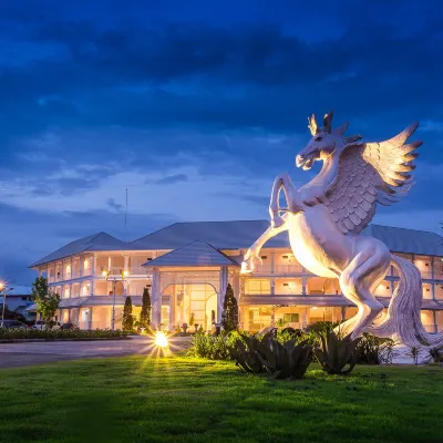 白房子飯店 Rajamangala University of Technology Lanna - Tak附近的飯店