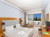 Lydia Maris Resort & Spa Hotels near Eucalyptus Street