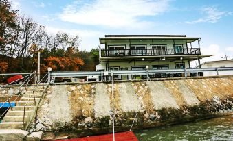 Taean (Anmyeondo) SsingSsing Pension