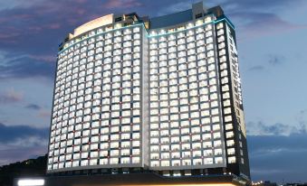 Utop Marina Hotel & Resort