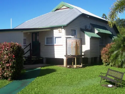 Tramway Motel Hotels in Sarina