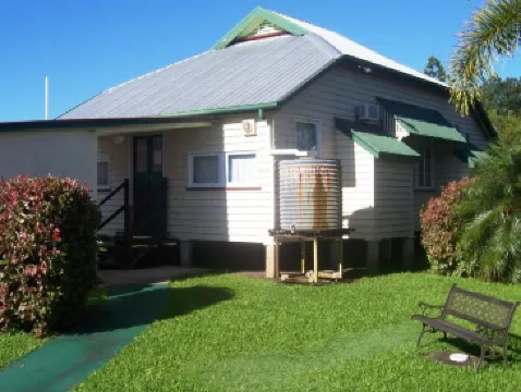 トラムウェイ モーテル