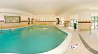 SpringHill Suites Prince Frederick - Uima-altaat