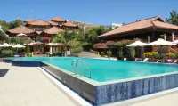 Poshanu Resort - Beach