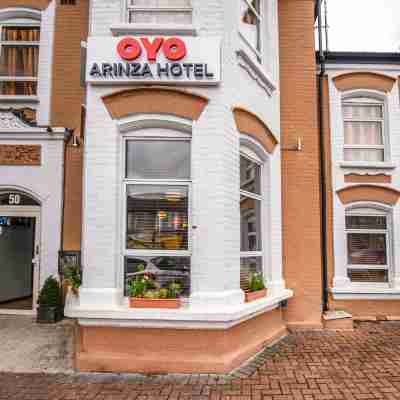 Arinza Hotel, London Ilford Hotel Exterior