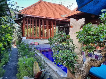 Wait Garden Cottage