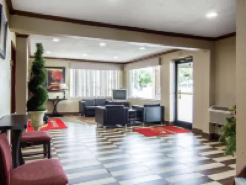 Econo Lodge Weldon - Roanoke Rapids Hotels in Weldon