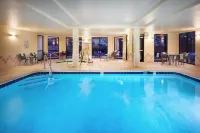 Courtyard Boulder Longmont - piscina