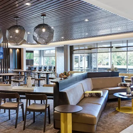 SpringHill Suites Oakland Airport