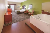 La Quinta Inn & Suites by Wyndham Corpus Christi Airport